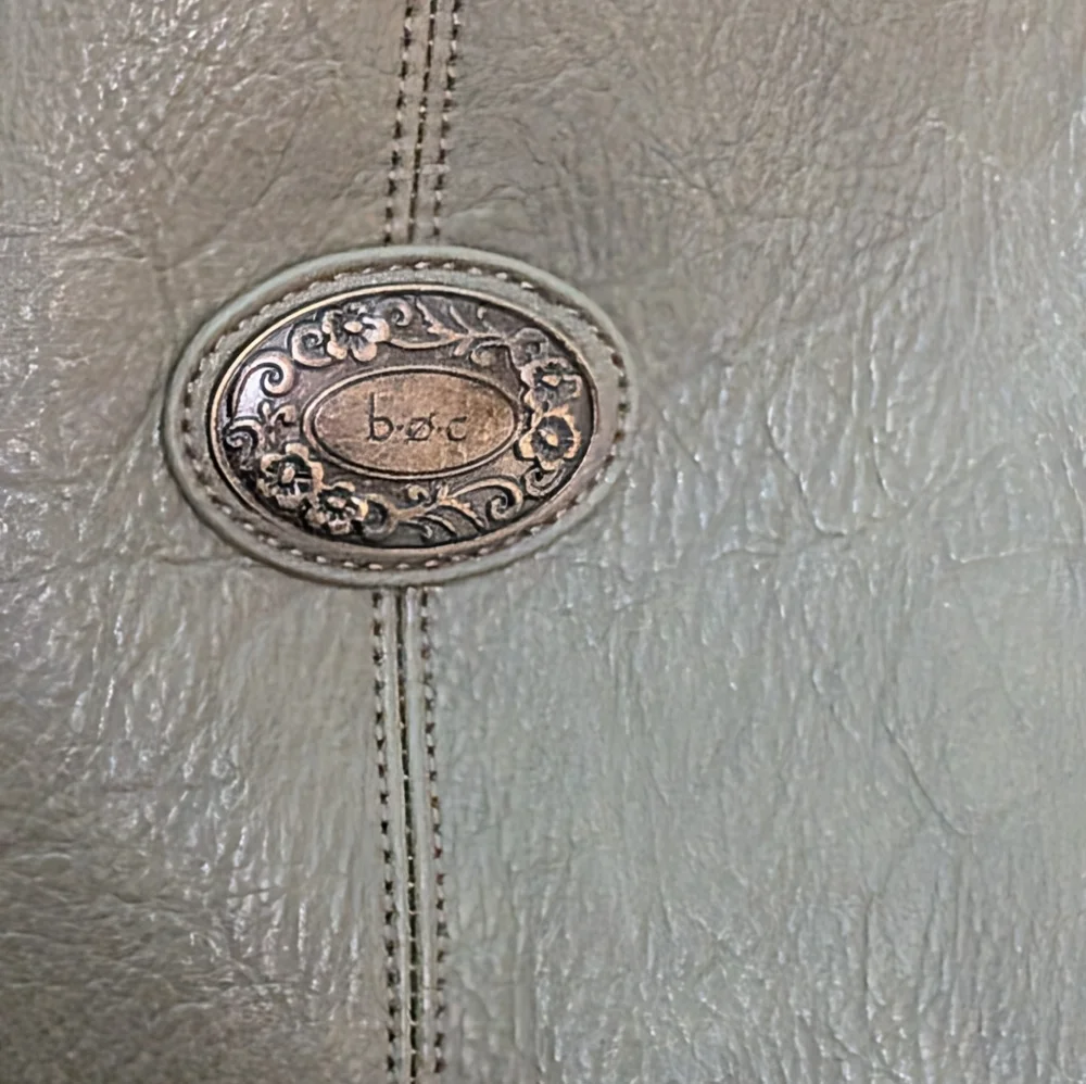 B.O.C. Olive Green Shoulder Bag..Big - Picture 3 of 3
